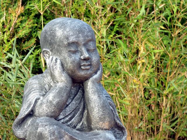 Buddha im Bambusgarten