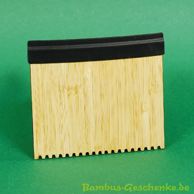 Bambus-Eiskratzer
